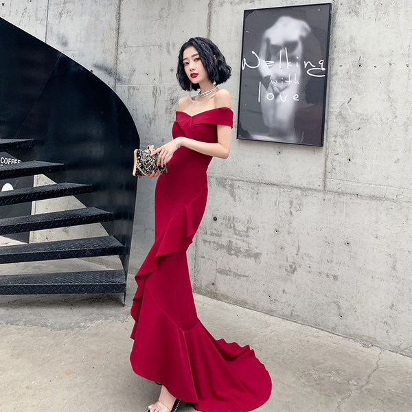 ชุดราตรี ชุดออกงาน ดีไซน์หรู แบรนด์ Angel
