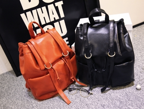 กระเป๋าเป้ สไตล์เกาหลี จุของได้เยอะ หนังนิ่ม พร้อมส่ง