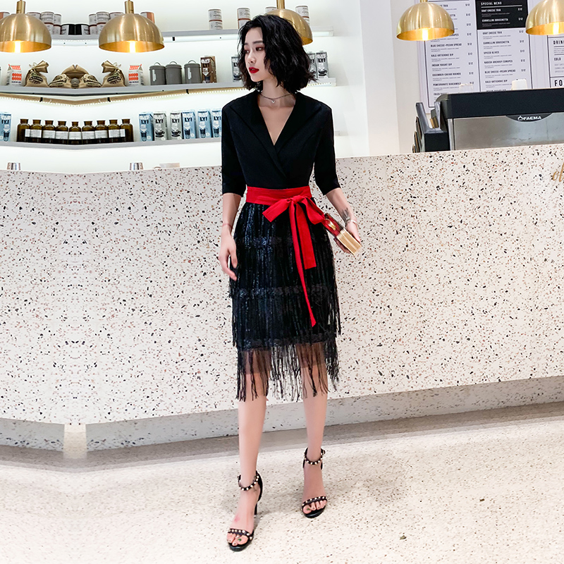ชุดราตรี ชุดราตรีสวยหรู แบบ ทันสมัย Evening dress