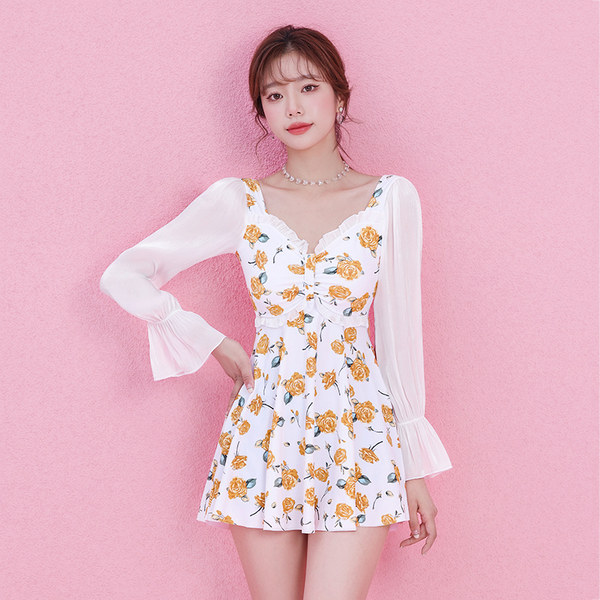 ชุดว่ายน้ำผู้หญิง ชุดว่ายน้ำน่ารัก Bikini ชุดไปทะเล