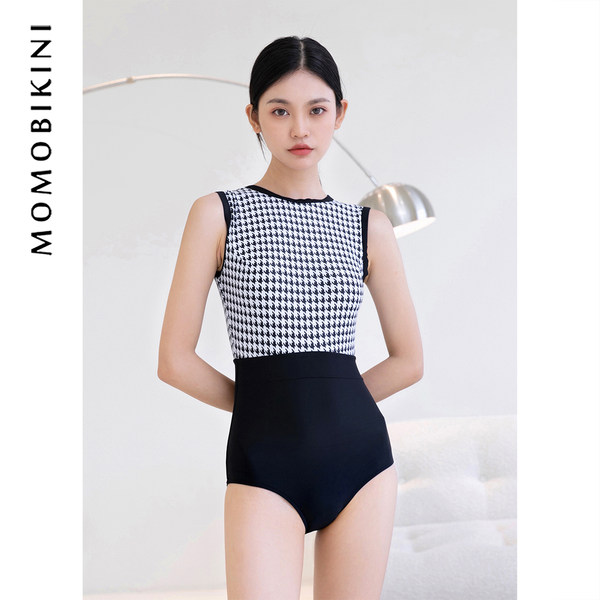 ชุดว่ายน้ำผู้หญิง ชุดว่ายน้ำน่ารัก Bikini ชุดไปทะเล