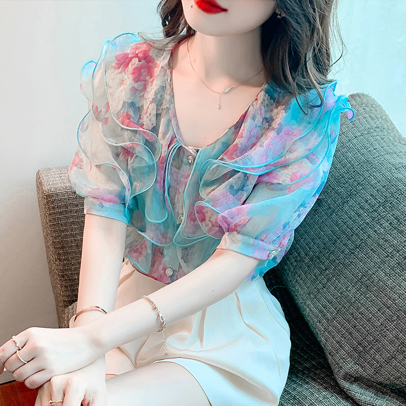 เสื้อเชิ้ตผู้หญิงแขนยาว เสื้อเชิ้ตผู้หญิงใส่ทํางาน 390 บาทต่อชิ้น ฟรีค่าจัดส่ง