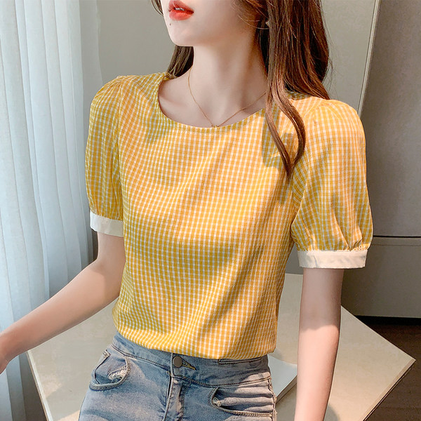 เสื้อลูกไม้ แขนสั้น