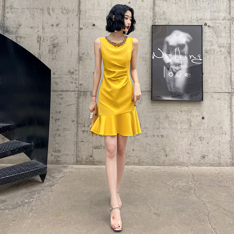 ชุดราตรี ชุดราตรีสวยหรู แบบ ทันสมัย Evening dress