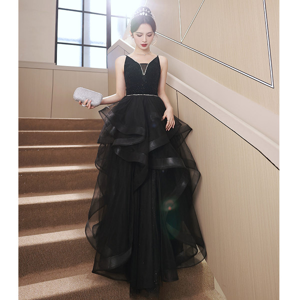 ชุดราตรี ชุดราตรีสวยหรู แบบ ทันสมัย Evening dress