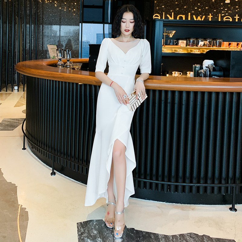 ชุดราตรี ชุดราตรีสวยหรู แบบ ทันสมัย Evening dress