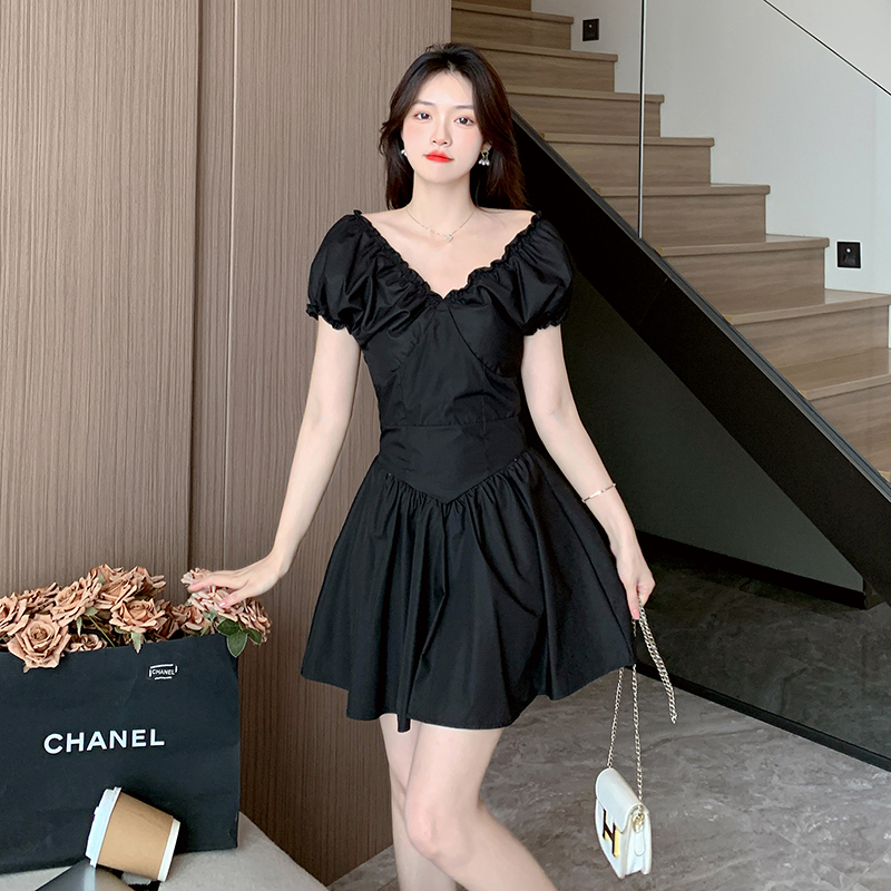 แบบชุดเดรสสวยๆ ชุดเดรสน่ารักๆสไตล์เกาหลี