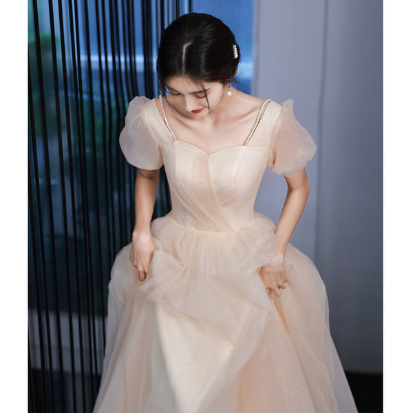 ชุดราตรี ชุดราตรีสวยหรู แบบ ทันสมัย Evening dress