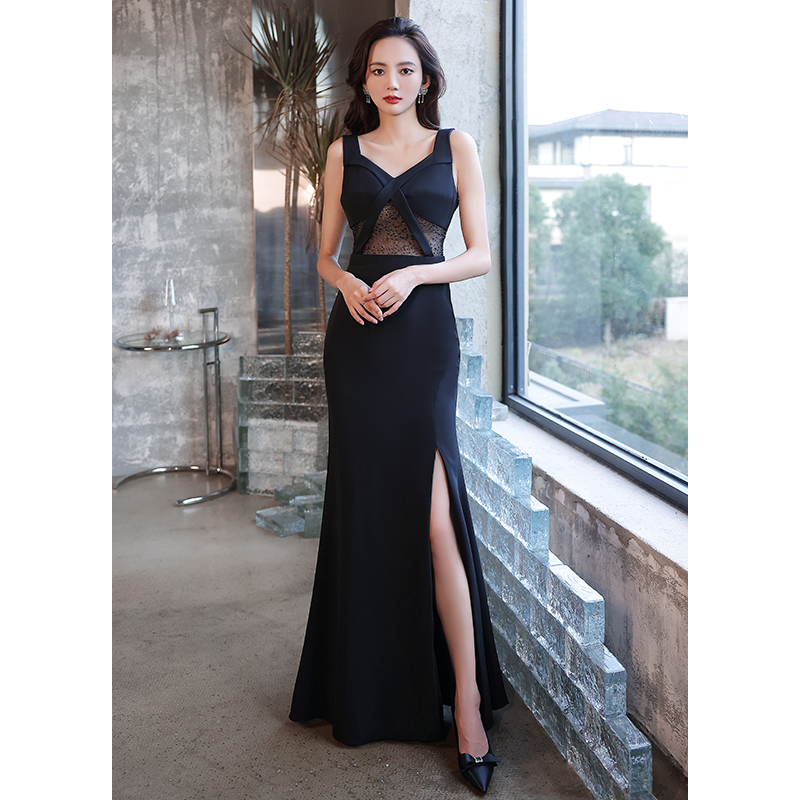 ชุดราตรี ชุดราตรีสวยหรู แบบ ทันสมัย Evening dress
