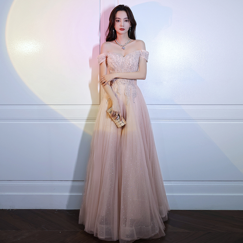 ชุดราตรี ชุดราตรีสวยหรู แบบ ทันสมัย Evening dress