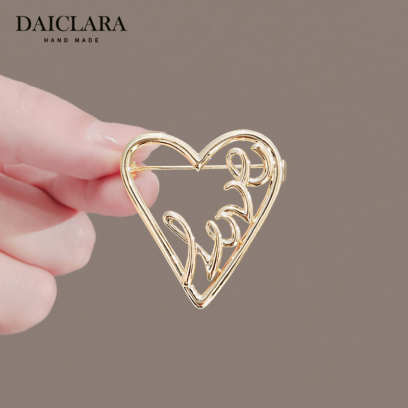 เข็มกลัด เข็มกลัดสวยๆ เข็มกลัดติดเสื้อ Brooch