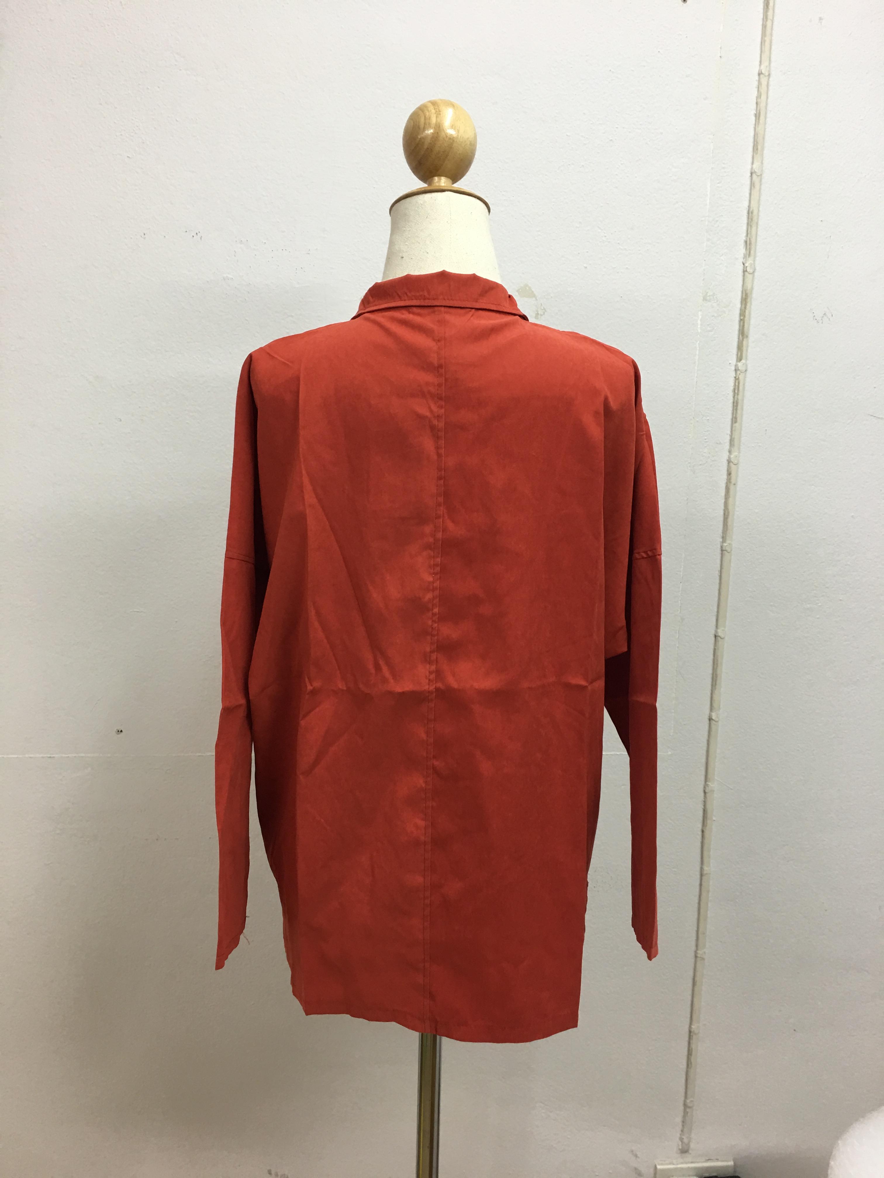 เสื้อคลุมสไตล์เกาหลี ทรงโคล่ง แนวๆ ผ้าเนื้อด้าน เหมาะใส่คลุมวันสบายๆ