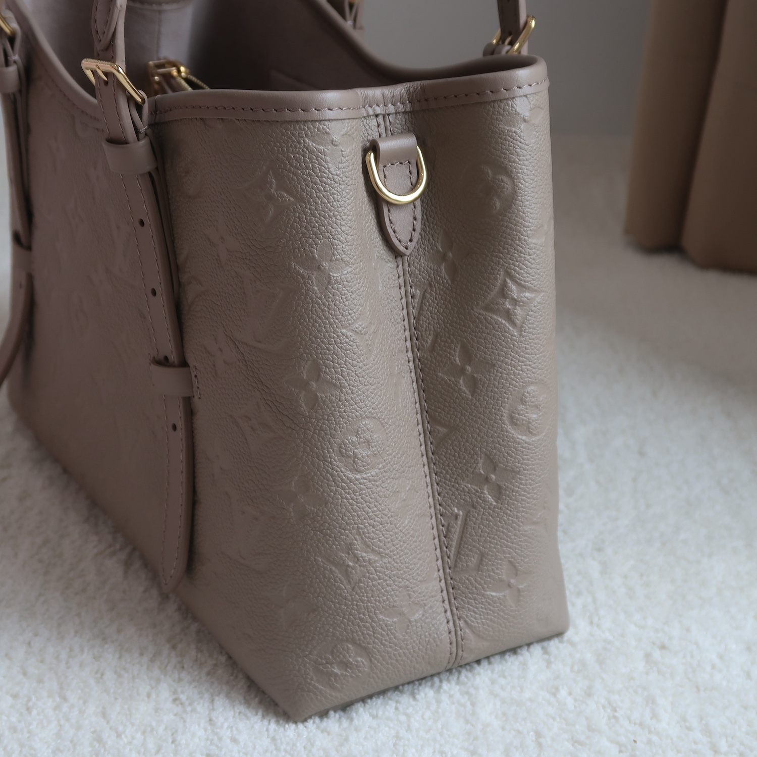 Louis Vuitton Beige Monogram Empreinte Babylone Tote PM (ใบเสร็จไทย 12 วัน)