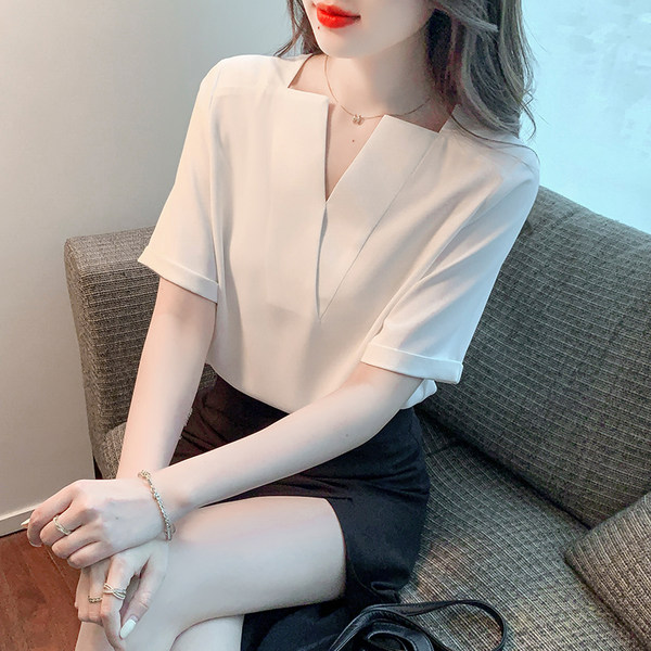 เสื้อเชิ้ตแขนยาววัยรุ่น ลายสวยๆ แบรนด์ YIL AN