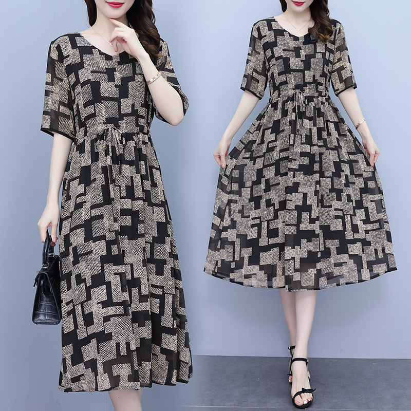 เดรสแขนสั้น มีไซส์ L-4XLอก 38-47 นิ้ว ใส่ได้ทั้งสาวหุ่นดีน่ารักจนถึงสาวอวบพลัสไซส์