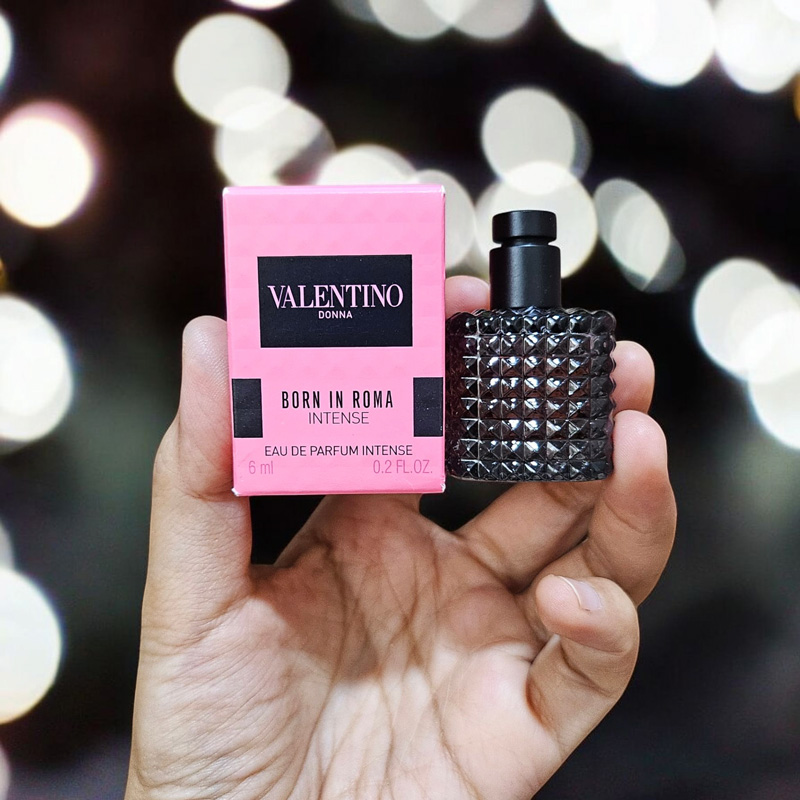 Valentino Donna Born in Roma Intense EDP 6 ml.