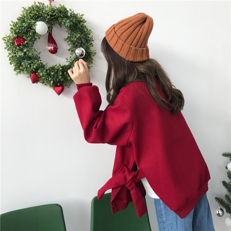 เสื้อแขนยาวแฟชั่นตัวโคล่ง สีแดงเลือดนก ผ้าสักกะหลาดเนื้อ แดง free