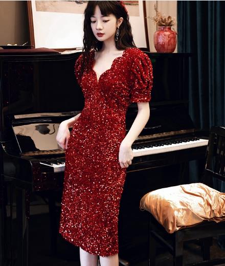 ชุดราตรี ชุดราตรีสวยหรู แบบ ทันสมัย Evening dress