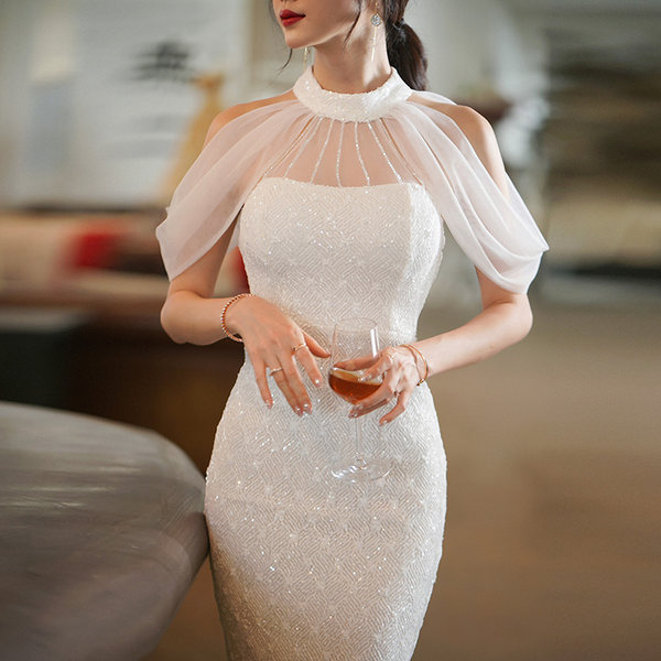 ชุดราตรี ชุดราตรีสวยหรู แบบ ทันสมัย Evening dress