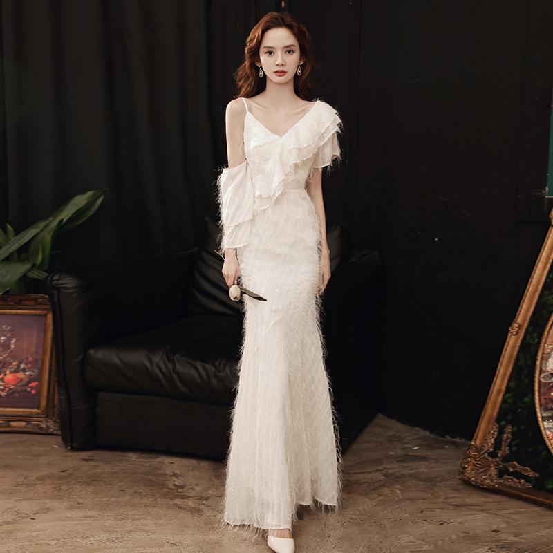 ชุดราตรี ชุดราตรีสวยหรู แบบ ทันสมัย Evening dress