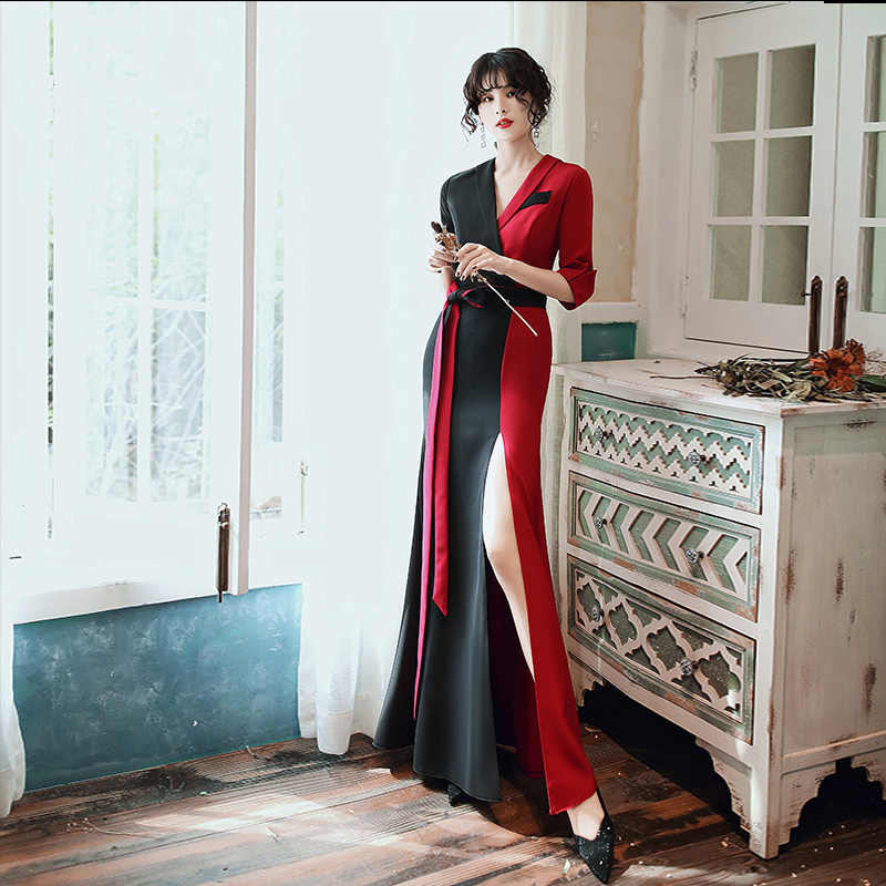 ชุดราตรี ชุดราตรีสวยหรู แบบ ทันสมัย Evening dress