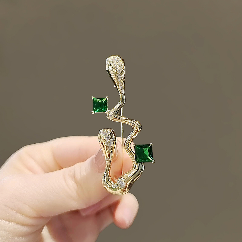 เข็มกลัด เข็มกลัดสวยๆ เข็มกลัดติดเสื้อ Brooch