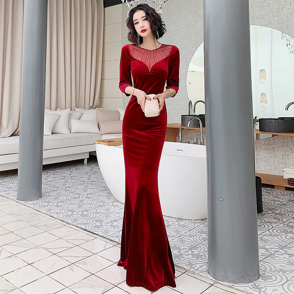 ชุดราตรี ชุดราตรีสวยหรู แบบ ทันสมัย Evening dress