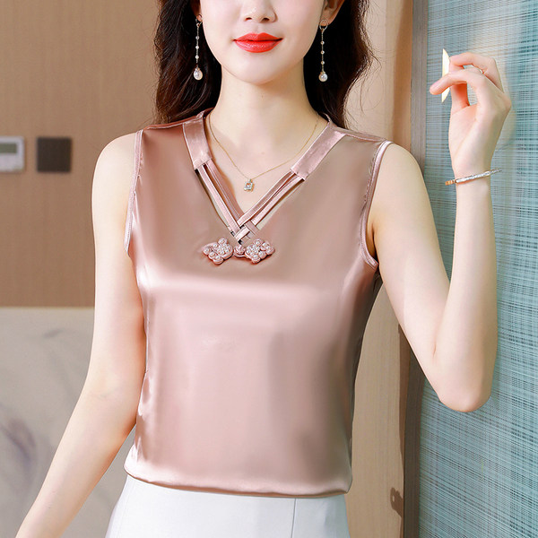 เสื้อแขนกุดแฟชั่น