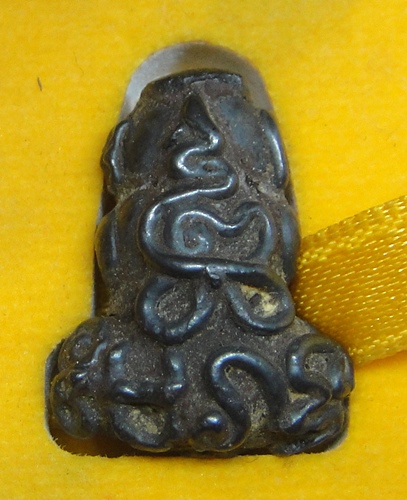 พระปิดตาแร่บางไผ่ วัดโมลี