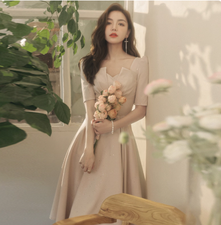 ชุดเพื่อนเจ้าสาว ชุดไปงานแต่งงาน