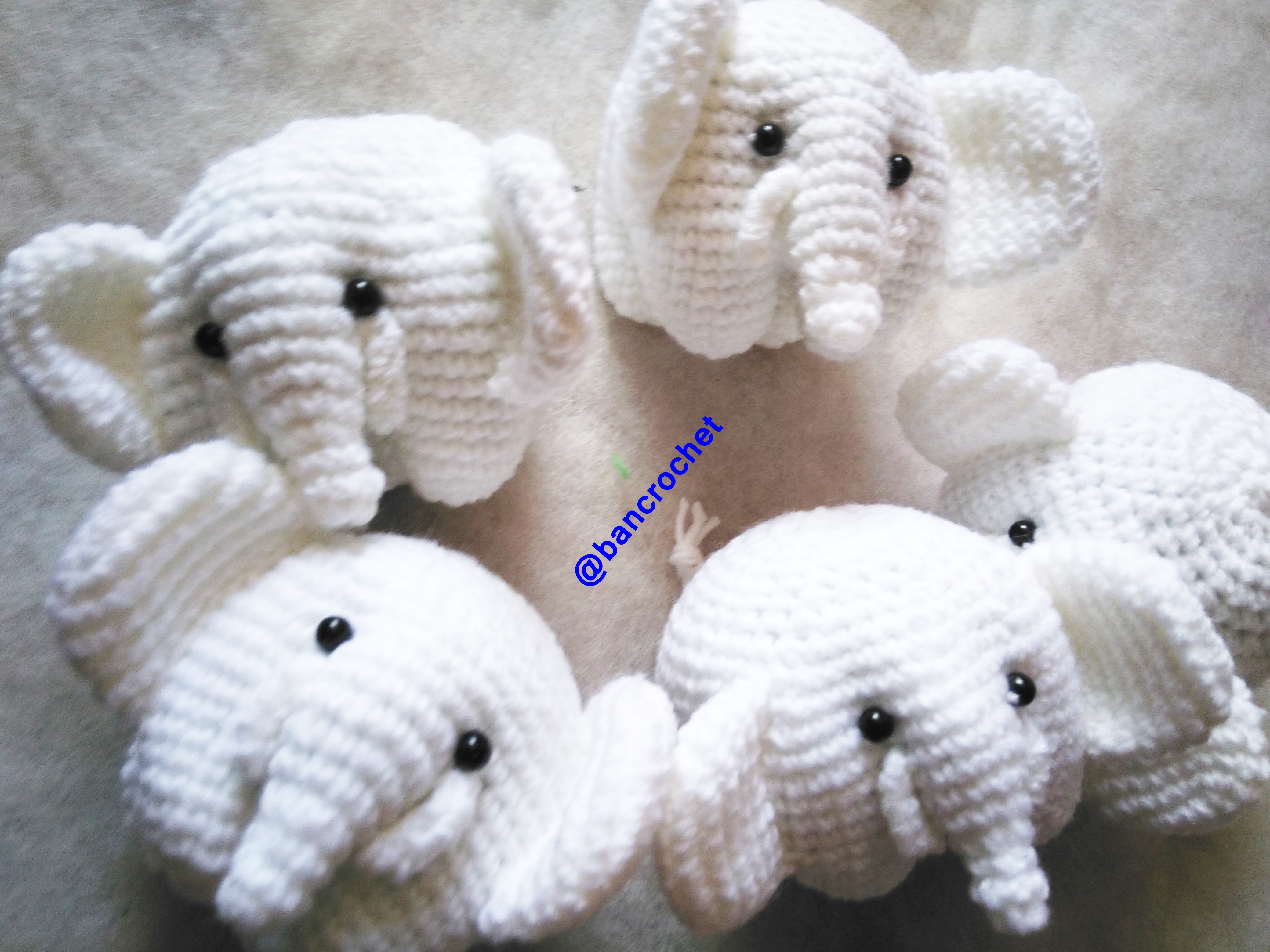 Bancrochet ช้างถักโครเชต์ Crochet elephant doll สีขาว 4 นิ้ว