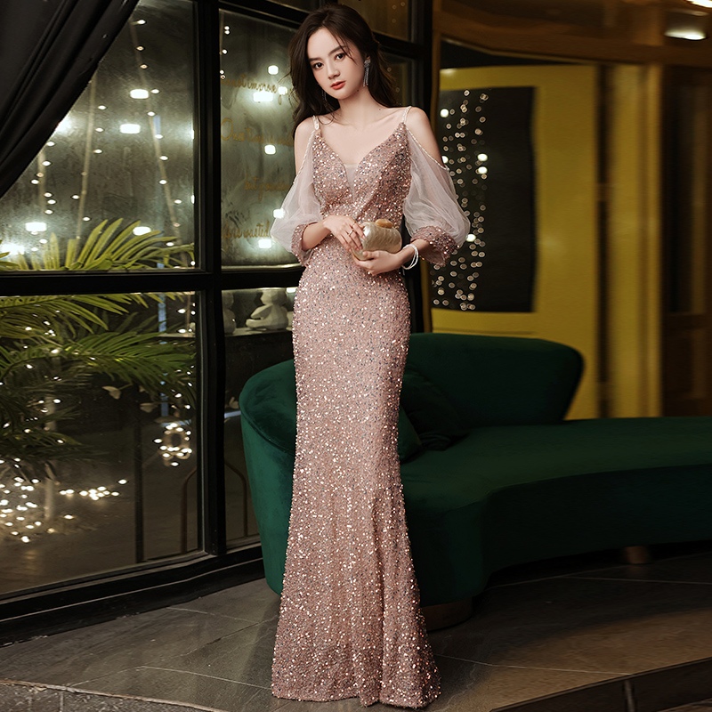 ชุดราตรี ชุดราตรีสวยหรู แบบ ทันสมัย Evening dress