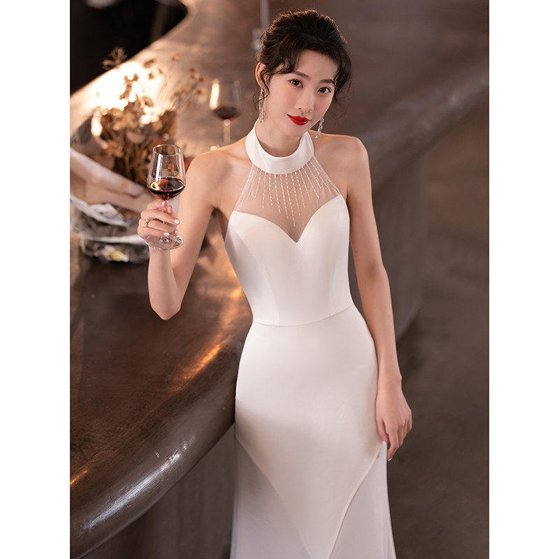 ชุดราตรี ชุดราตรีสวยหรู แบบ ทันสมัย Evening dress