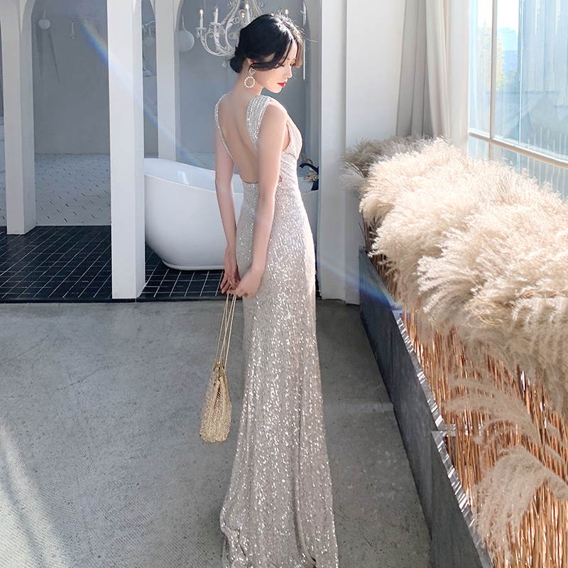 ชุดราตรี ชุดราตรีสวยหรู แบบ ทันสมัย Evening dress