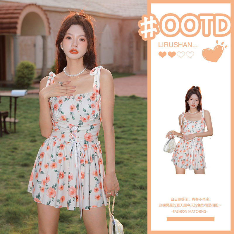 ชุดว่ายน้ำผู้หญิง ชุดว่ายน้ำน่ารัก Bikini ชุดไปทะเล