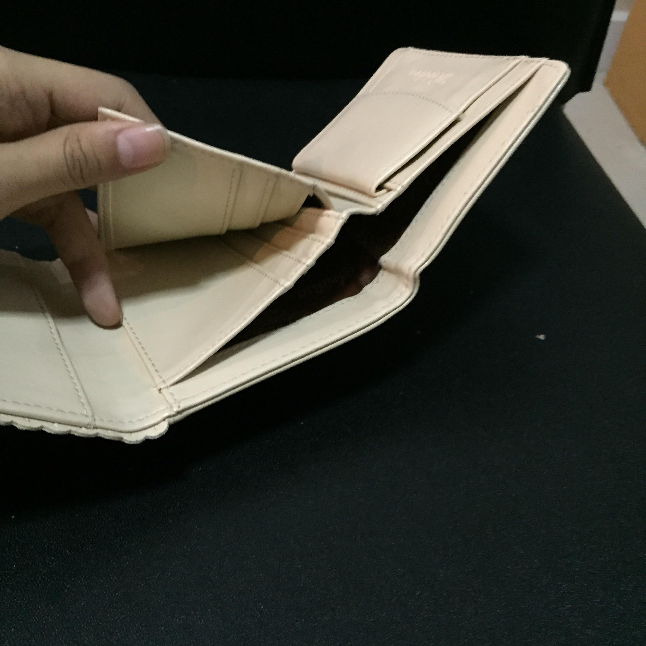 กระเป๋าสตางค์ เปียโนน่ารัก สีครีม