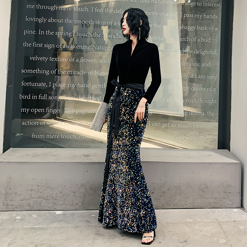 ชุดราตรี ชุดราตรีสวยหรู แบบ ทันสมัย Evening dress