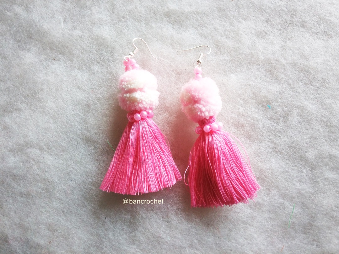 ต่างหูถักโครเชต์ crochet earrings สีชมพู 4 นิ้ว