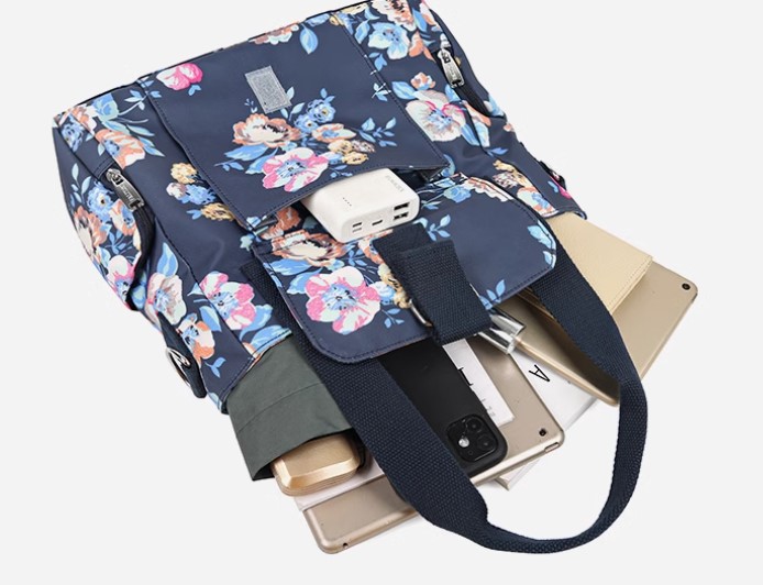 กระเป๋าสะพาย ลายดอกไม้ กระเป๋าแฟชั่น กระเป๋าสะพายข้าง กระเป๋าถือ ผ้าไนลอน กันน้ำ ดีไซน์ เก๋ แยก 3 ช่อง 622387