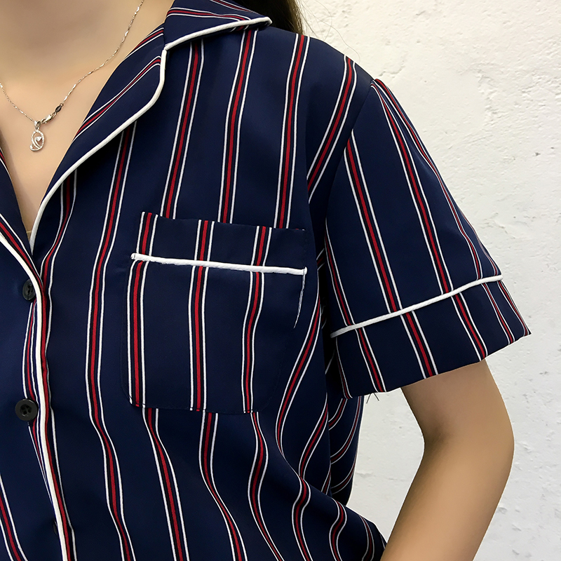 ชุดนอนลายทาง น่ารัก แถมที่คาดผมสุดแบ๊ว พร้อมส่งเลยจ้า