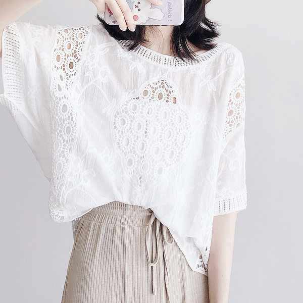 เสื้อลูกไม้ แขนสั้น