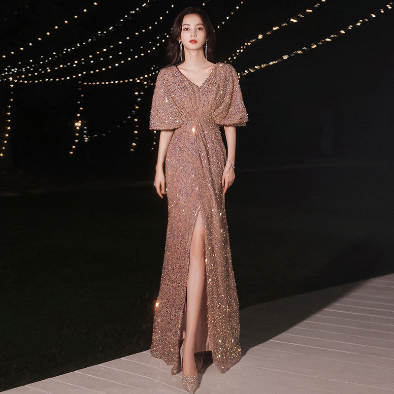 ชุดราตรี ชุดราตรีสวยหรู แบบ ทันสมัย Evening dress