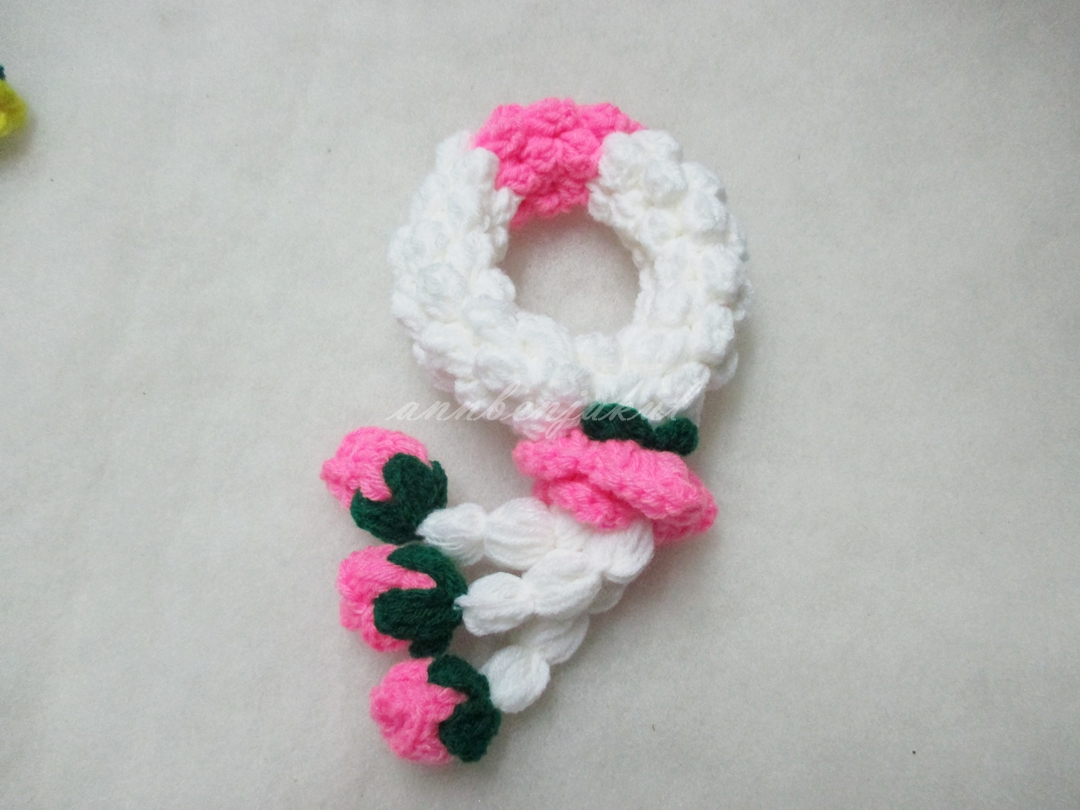 พวงมาลัยโครเชต์