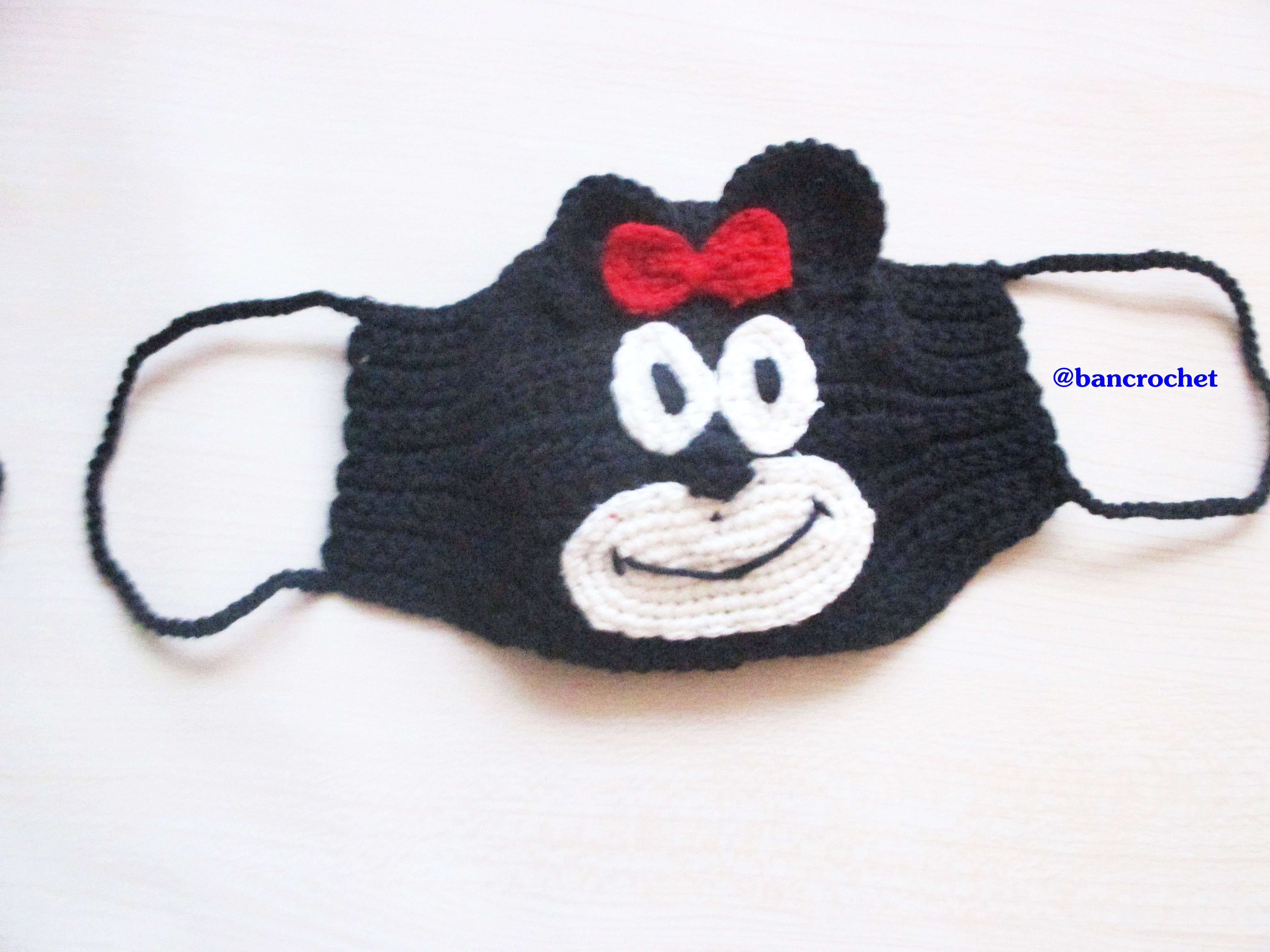Bancrochet ผ้าปิดจมูกถักโครเชต์ ลายเคโระ Crochet face mask fashion หลากสี 13x16x34 cm