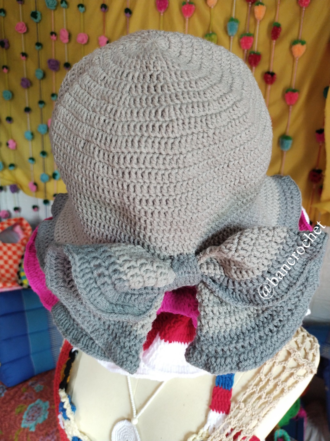 Bancrochet หมวกถักโครเชต์ลายโบว์ crochet bow hat เทา