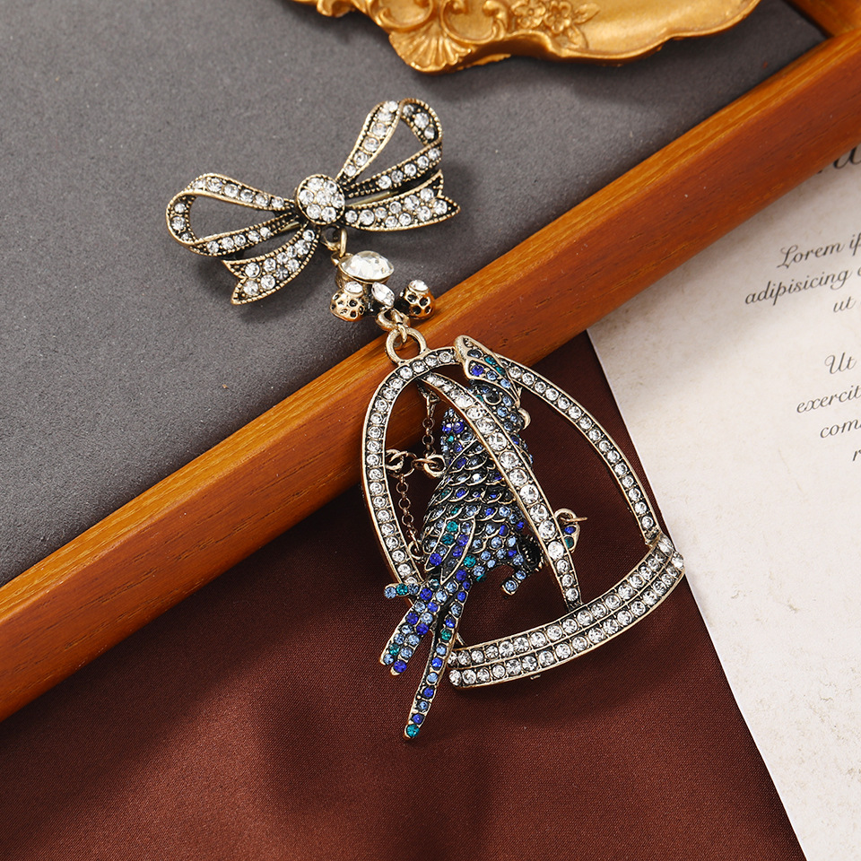 เข็มกลัด เข็มกลัดสวยๆ เข็มกลัดติดเสื้อ Brooch