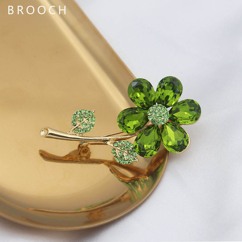 เข็มกลัด เข็มกลัดสวยๆ เข็มกลัดติดเสื้อ Brooch