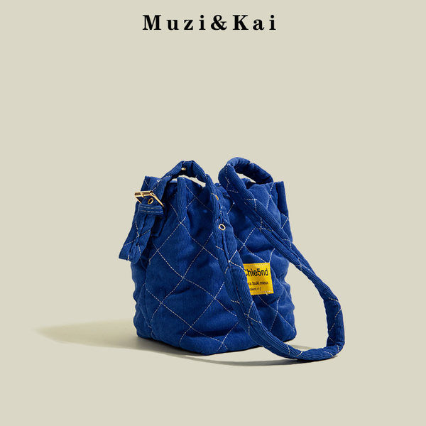 กระเป๋าสะพายข้างผู้หญิง กระเป๋าสะพายสไตล์เกาหลี By Muzi&Kai