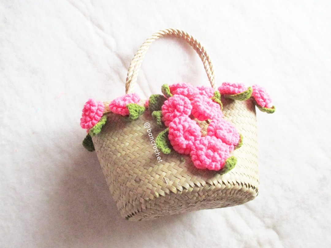 bancrochet กระเป๋ากระจูดสาน ขนาด 7*7 นิ้ว น้ำตาล 7*7 นิ้ว