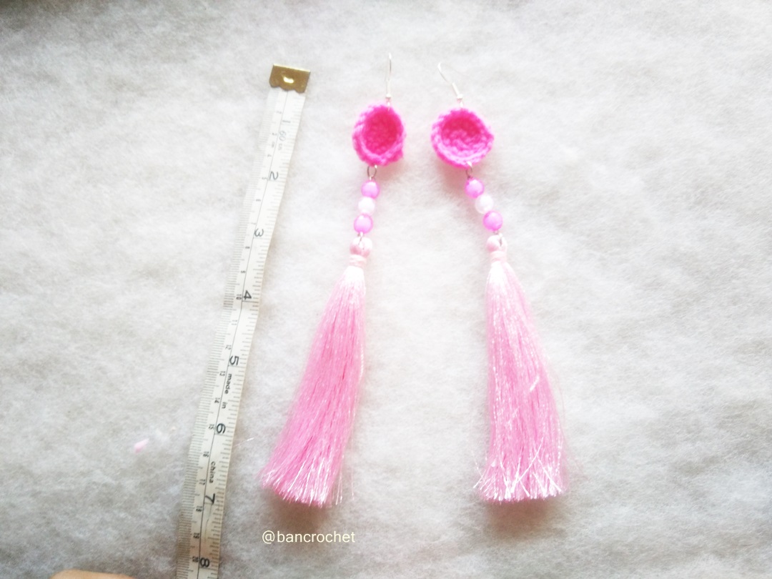 ต่างหูถักโครเชต์ crochet earrings สีชมพู 7 นิ้ว